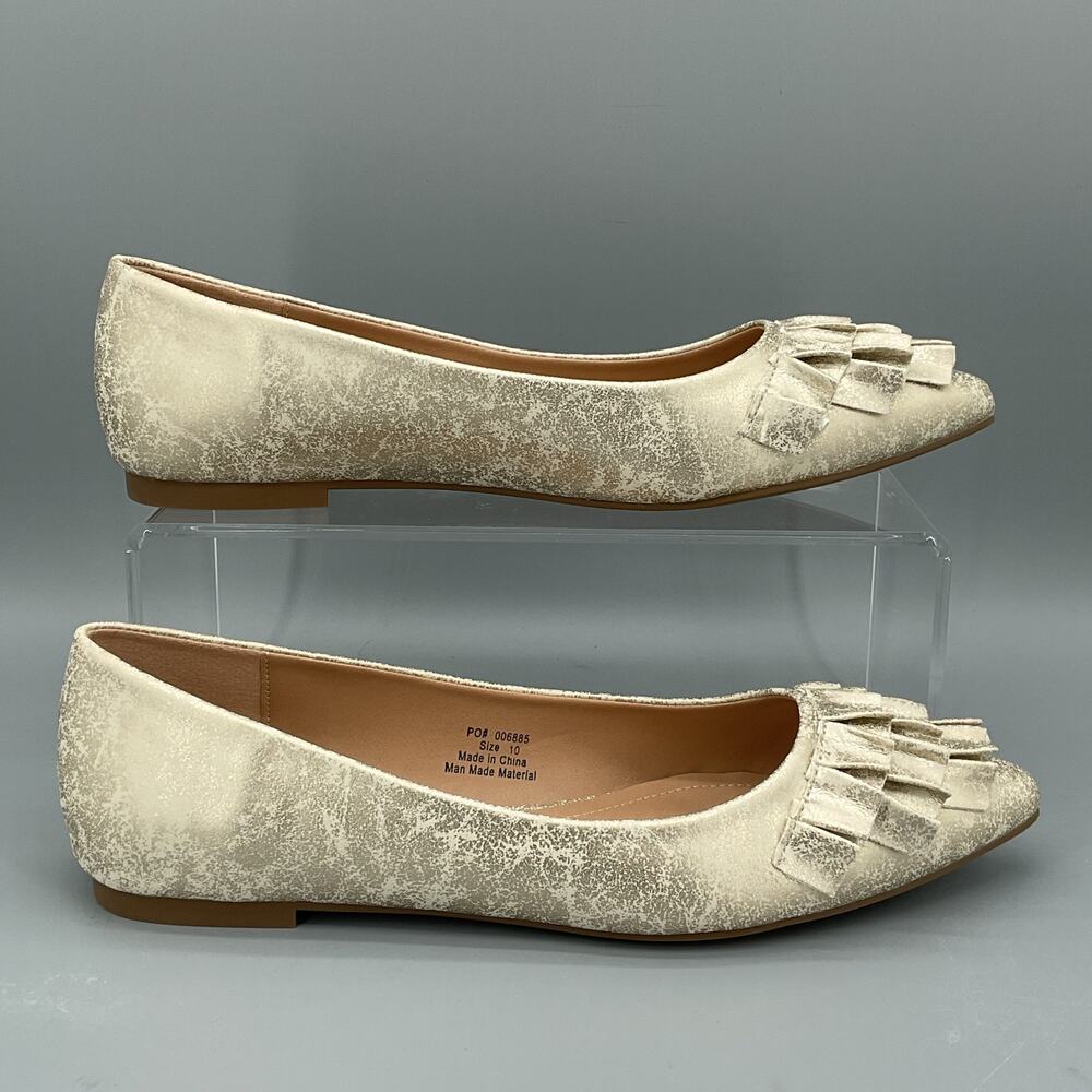 NEW Journee Collection Women’s Judy Flats Gold Size 9